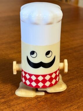 Vintage MSR Imports Walking Wind-up Chef Salt or Pepper Shaker "Happy Chef"